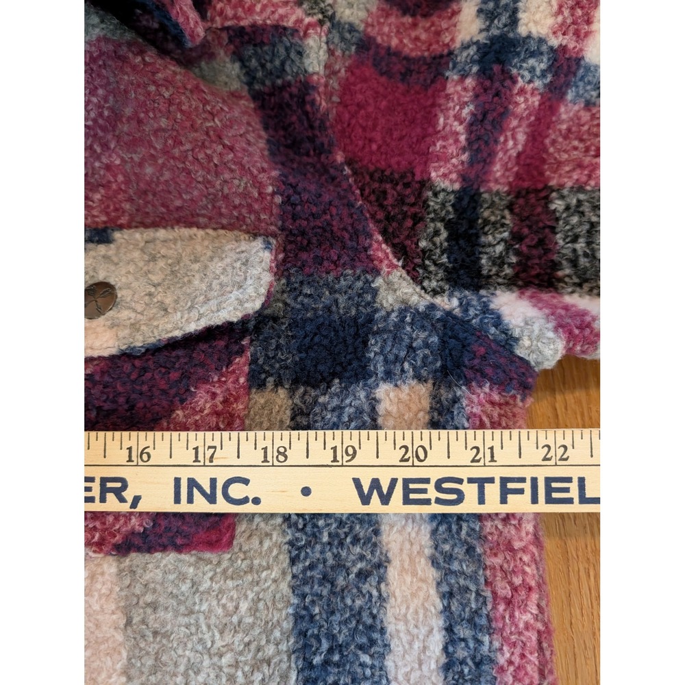 Legendary Whitetails Womens Small Plaid Sherpa Fleece Shacket Jacket Berry Pink - Picture 7 of 9